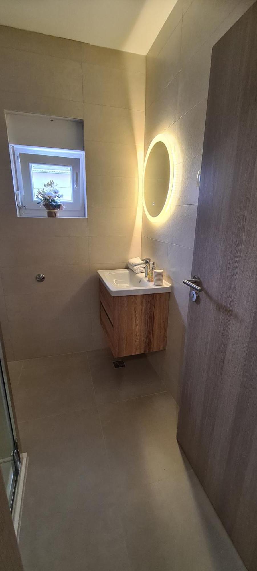 Apartmani Ivana คาชเตลา ภายนอก รูปภาพ